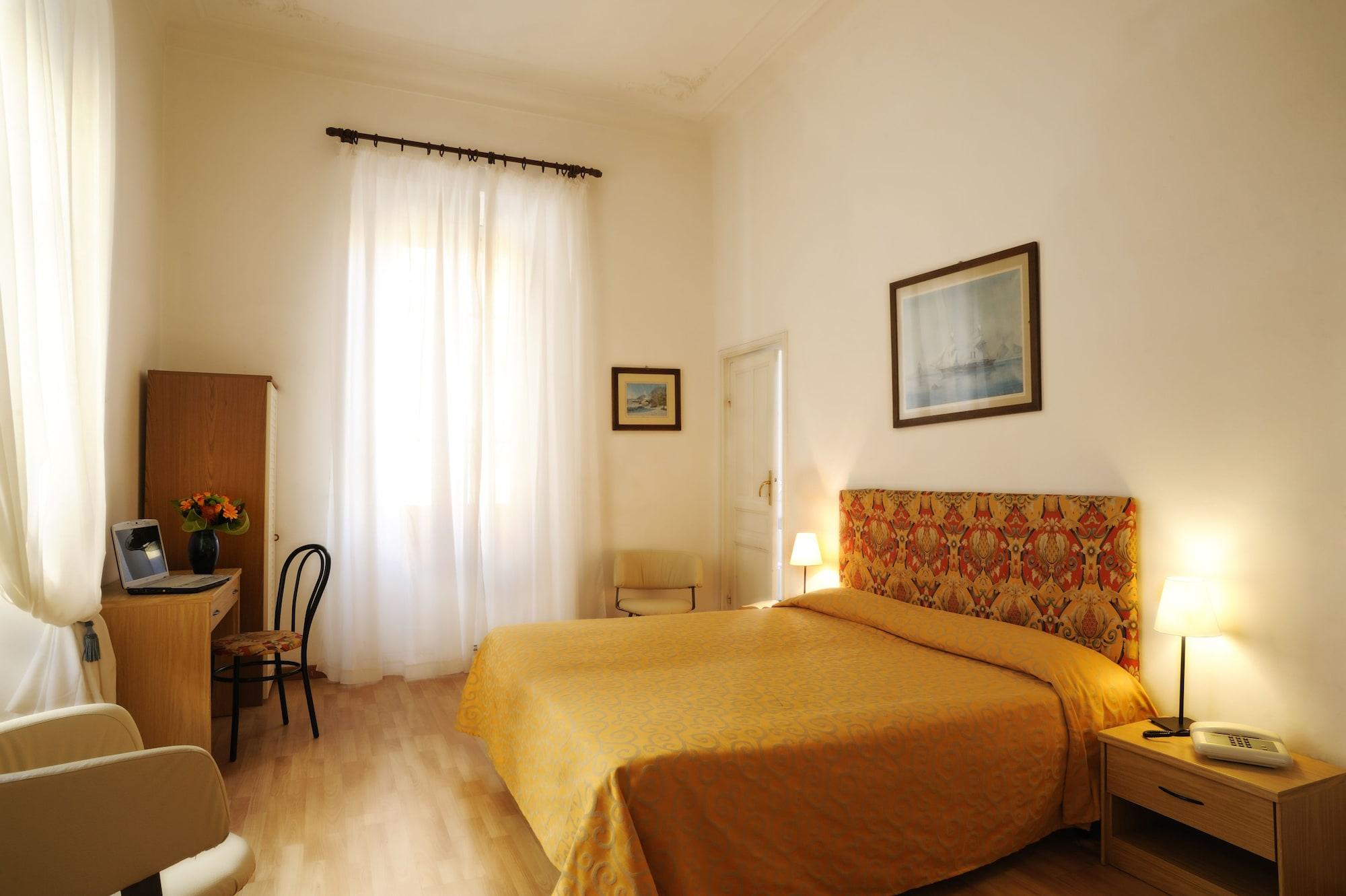 אלסיו Hotel Alfieri מראה חיצוני תמונה