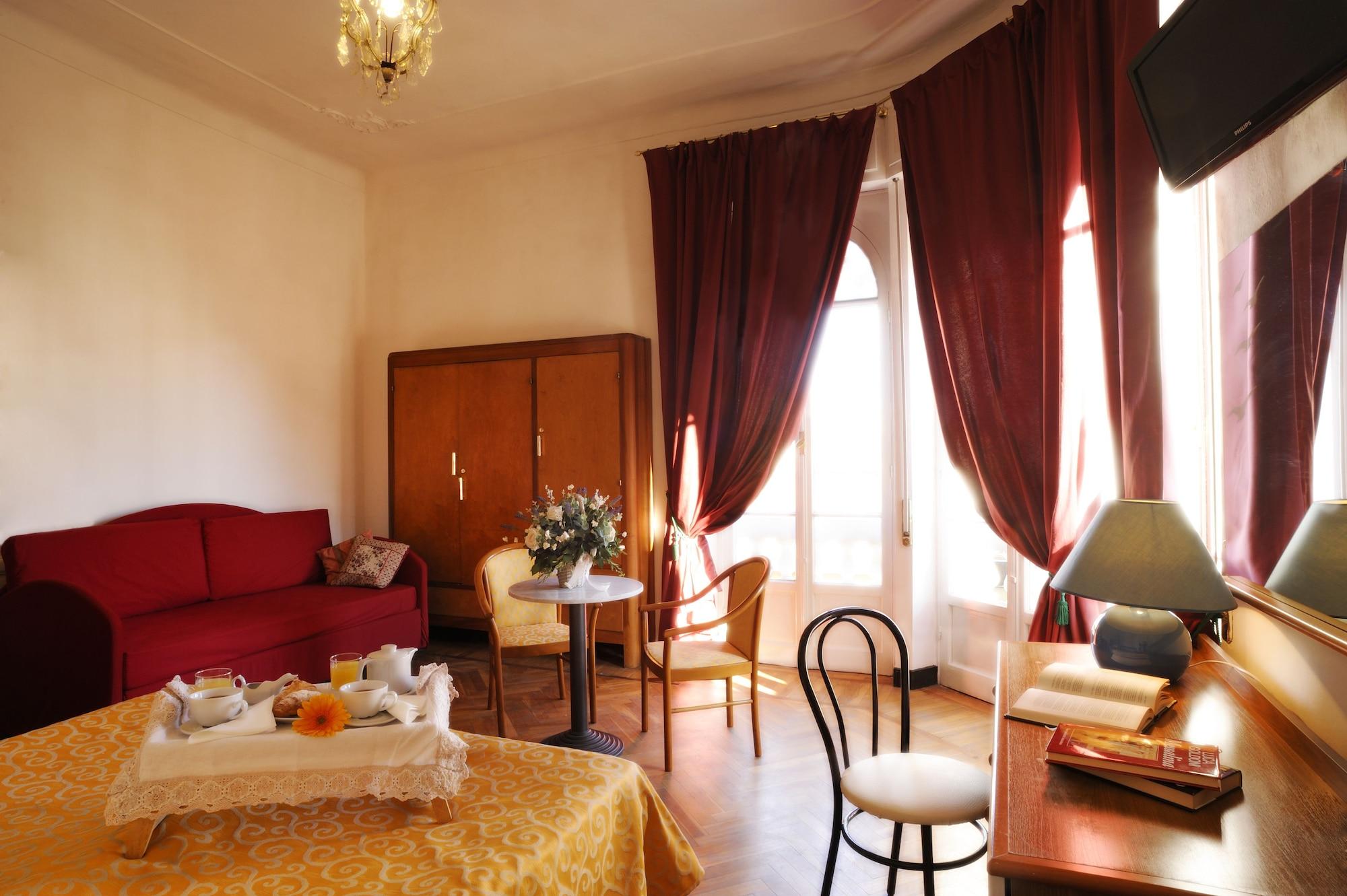 אלסיו Hotel Alfieri מראה חיצוני תמונה