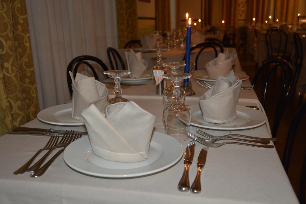 אלסיו Hotel Alfieri מראה חיצוני תמונה