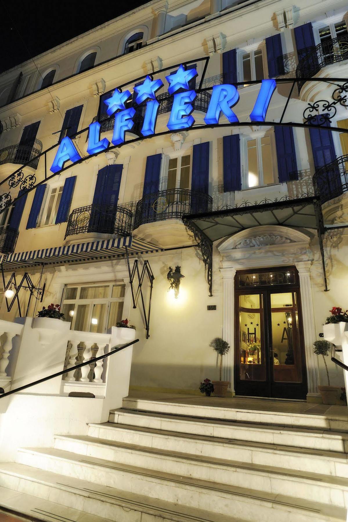 אלסיו Hotel Alfieri מראה חיצוני תמונה