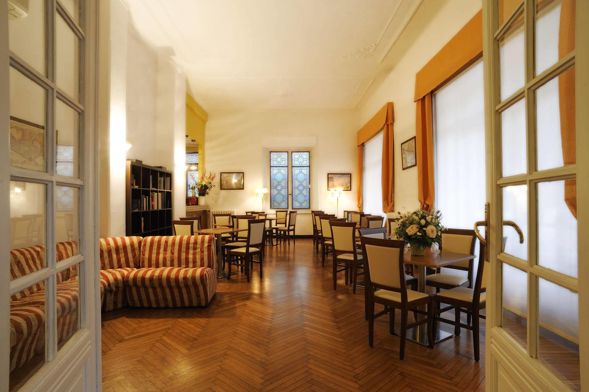 אלסיו Hotel Alfieri מראה חיצוני תמונה