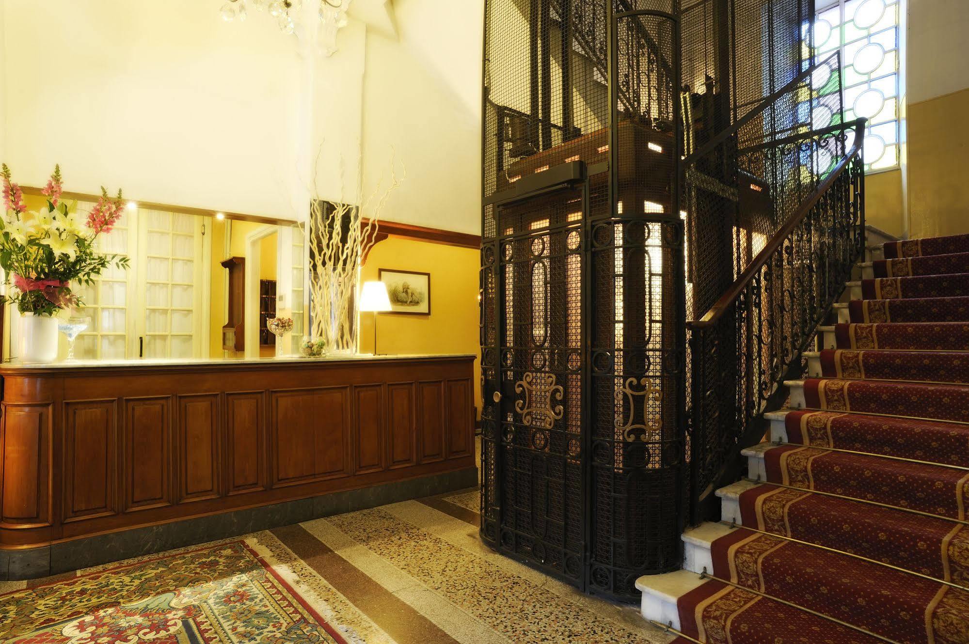 אלסיו Hotel Alfieri מראה חיצוני תמונה