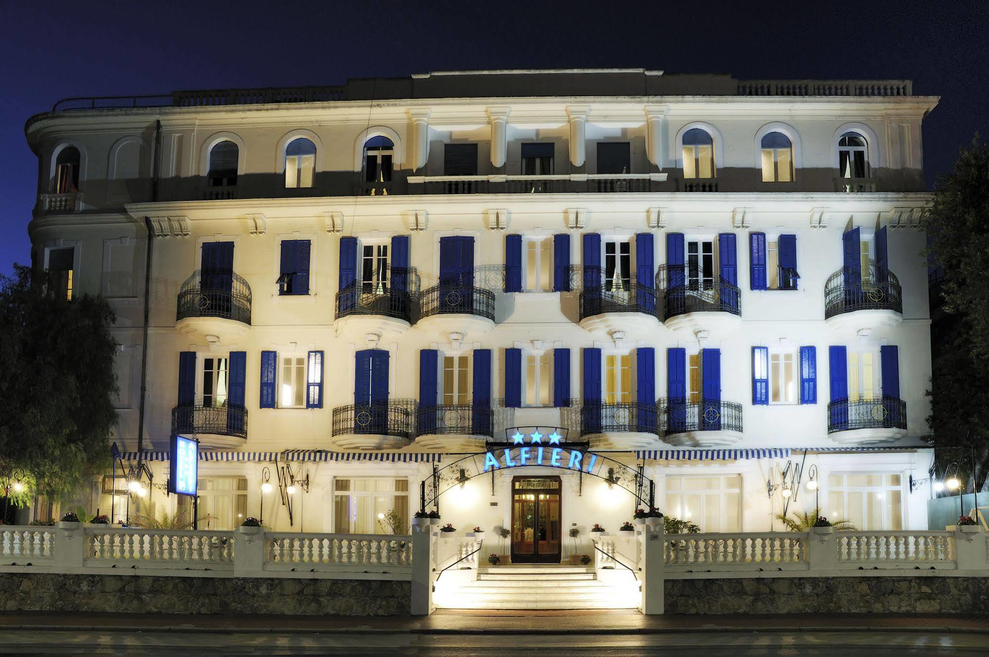 אלסיו Hotel Alfieri מראה חיצוני תמונה